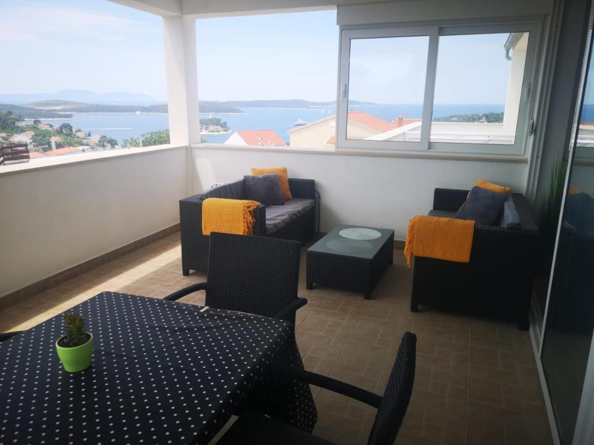 Guest House Stefica Хвар Экстерьер фото