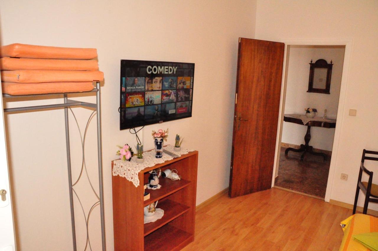 Guest House Stefica Хвар Экстерьер фото