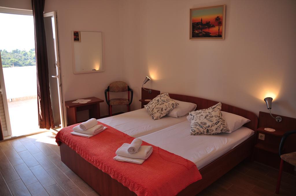 Guest House Stefica Хвар Экстерьер фото