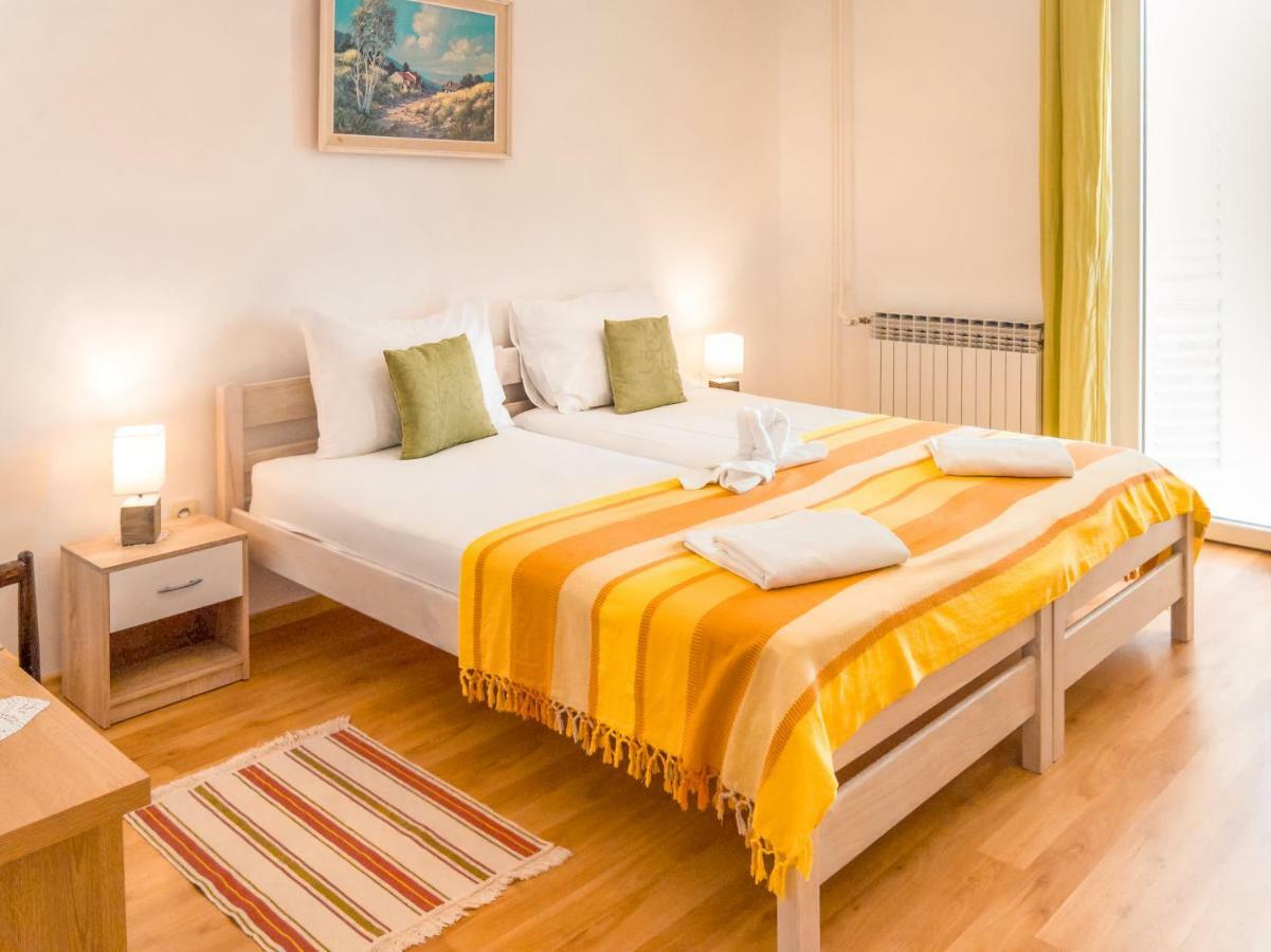 Guest House Stefica Хвар Экстерьер фото